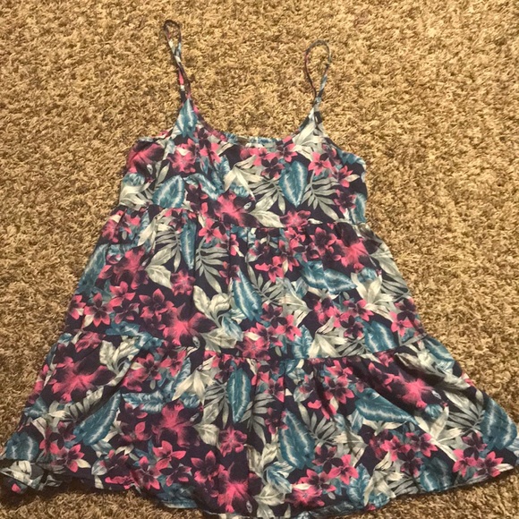 American Eagle Outfitters Tops - American eagle tropical tank top